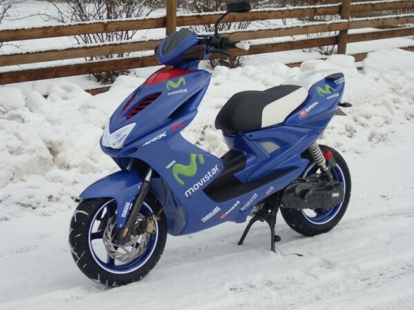 Ducktail, valkoinen, Yamaha Aerox <-12