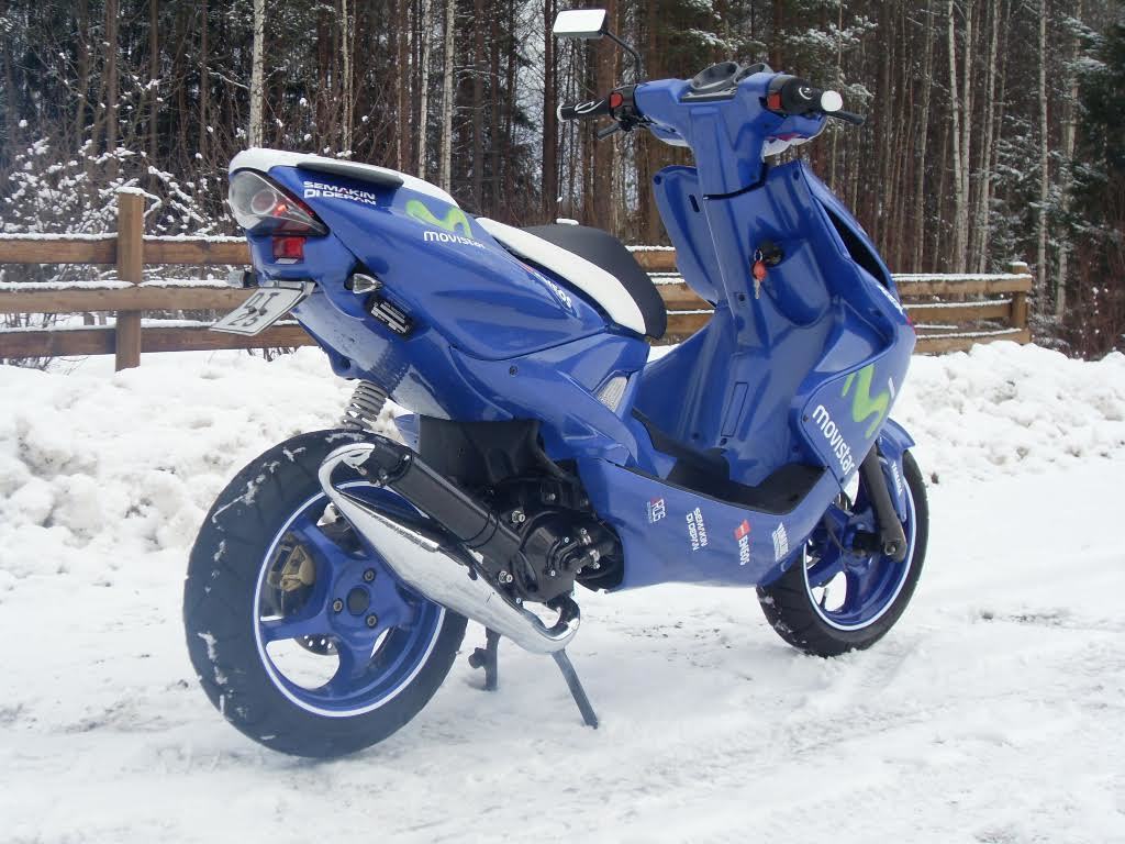 Ducktail, valkoinen, Yamaha Aerox <-12 - Kuva 3