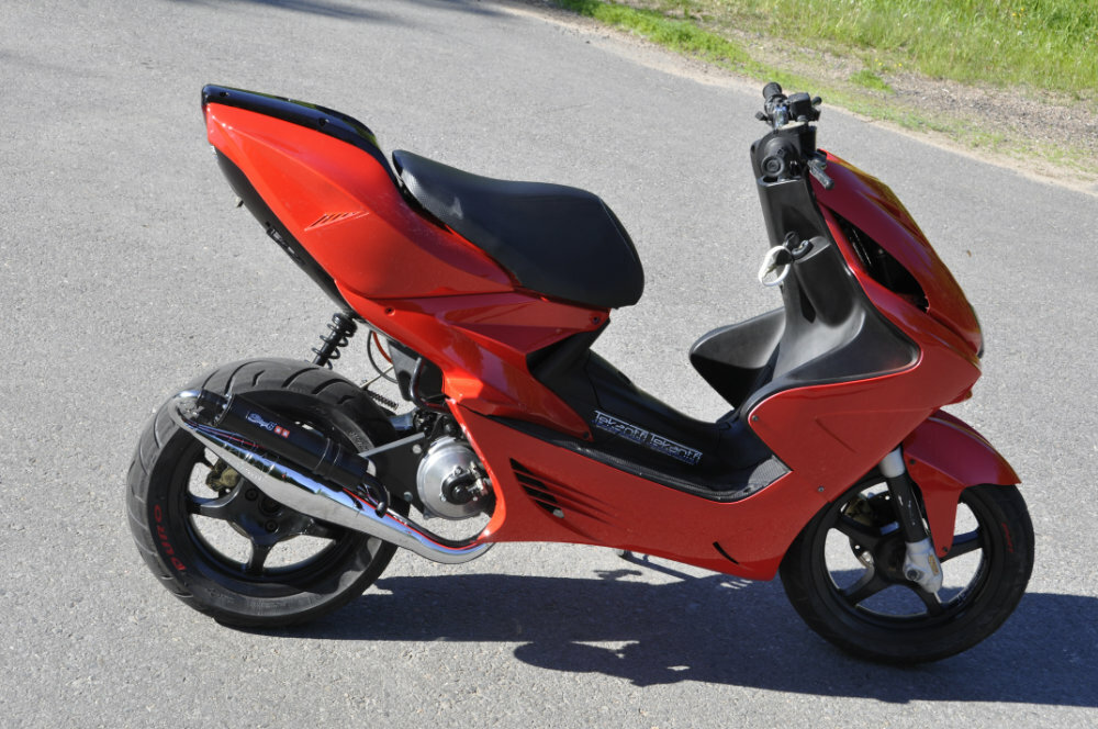Korotuspala XL 60mm, Minarelli/CPI/Peugeot skootterit (useita eri värejä) - Kuva 15
