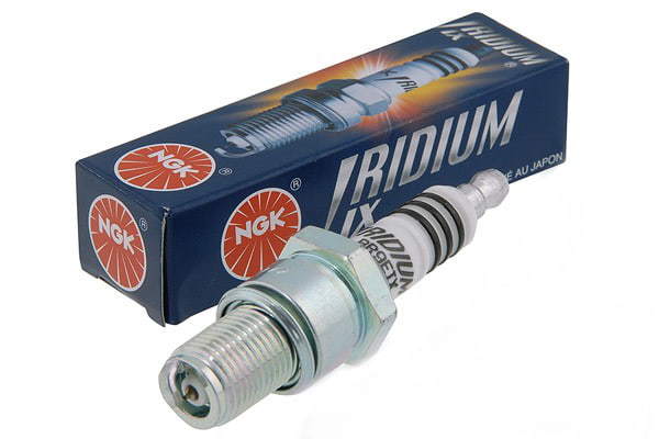 NGK BR8EIX Iridium sytytystulppa