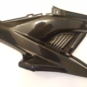 TNT z-kate, maalaamaton (oikea), Yamaha Aerox <-12