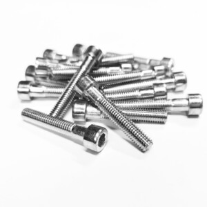 Variaattorinkopan pultit 16 kpl, Aprilia/Piaggio/Gilera skootterit